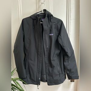 Patagonia h2no women’s jacket. Black, size Medium.